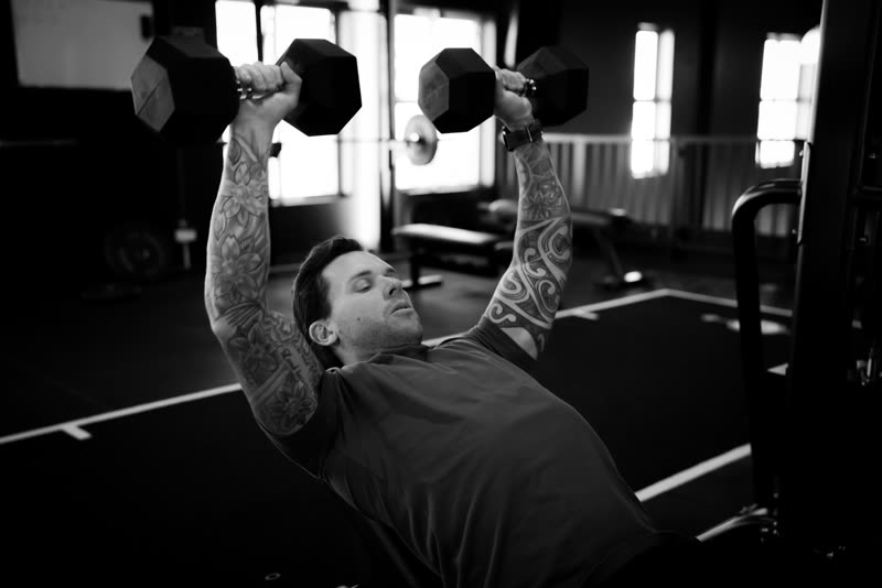 Dumbbell bench press