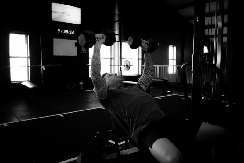 Incline press